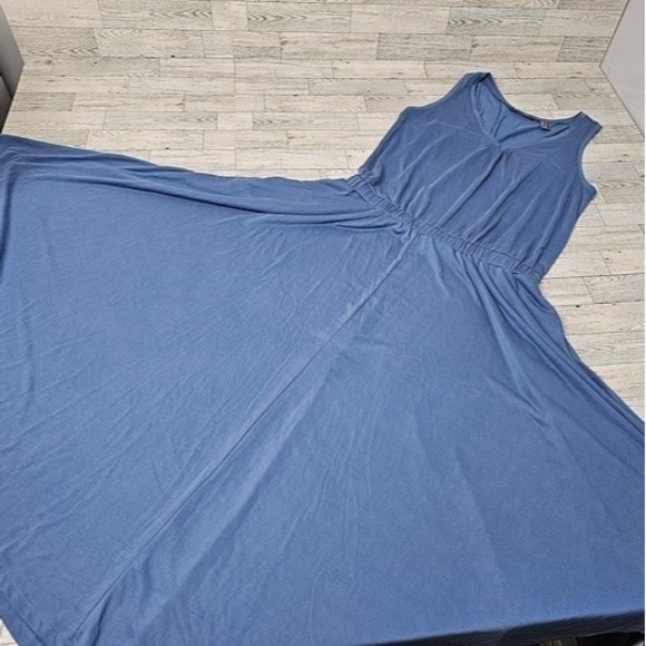Lisa Rinna Collection Asymmetric Hem Tank Dress Horizon Blue, Size S - Picture 4 of 9